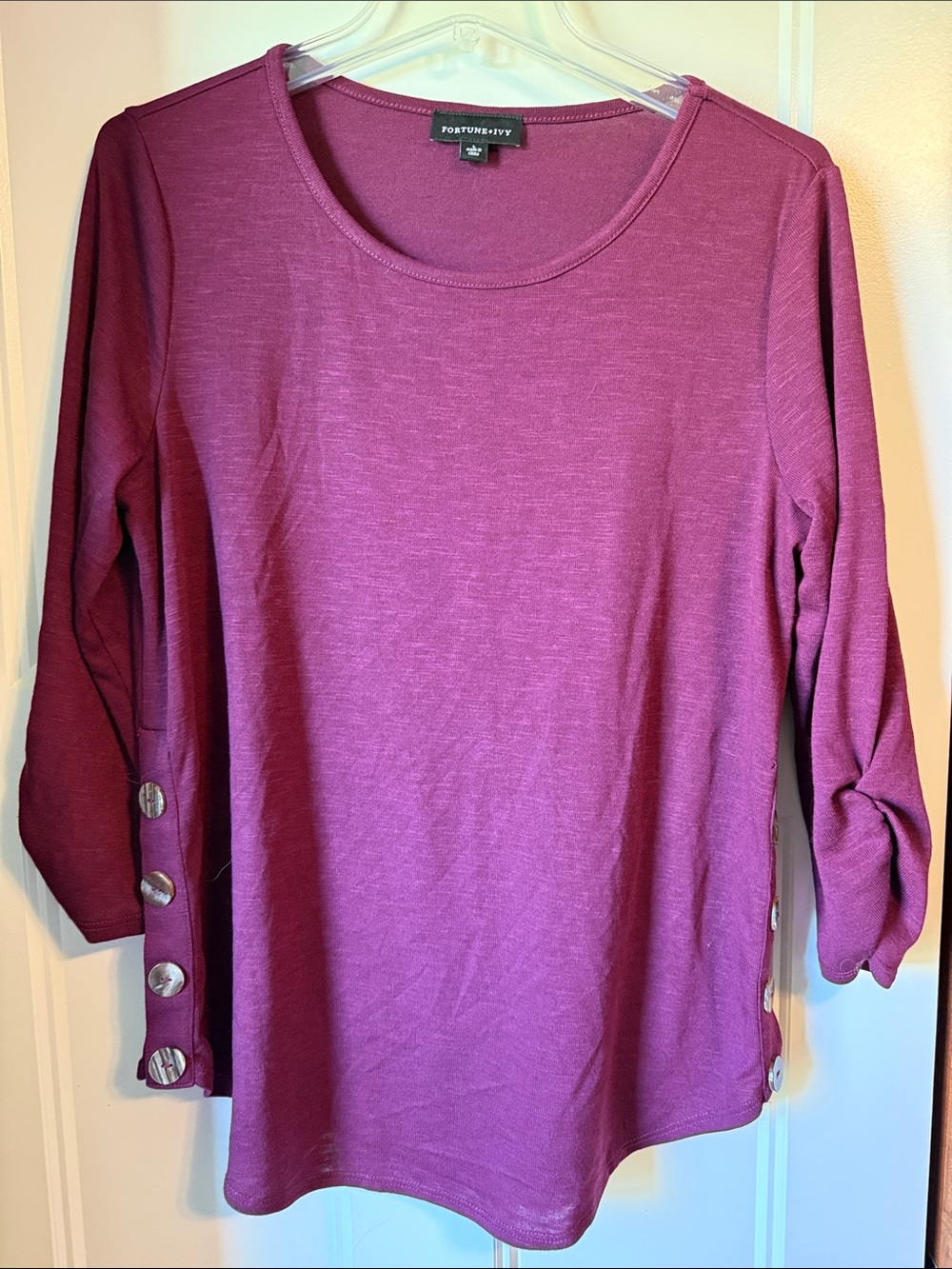 Fortune + Ivy Women's Magenta Button-Sleeve Scoop Neck Top